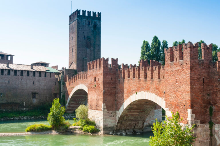Ponte scaligero, bridge outside castelvecchio fortress, river adige, verona, unesco world heritage site, veneto, italy, europe